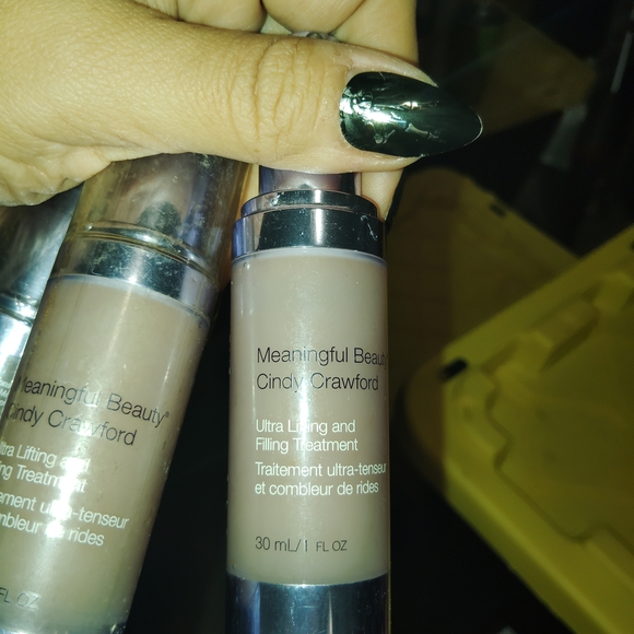 Skincare Set - Picture 15 of 16